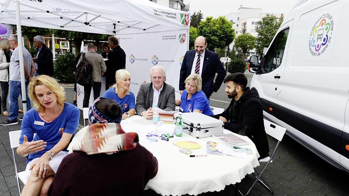 Bild zum Beitrag 'Ehrenamtstour NRW auch in Viersen' Beitragsbild