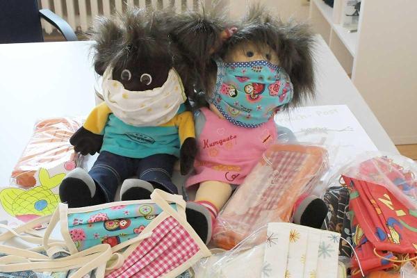 Masken für die Großen und die Kleinen