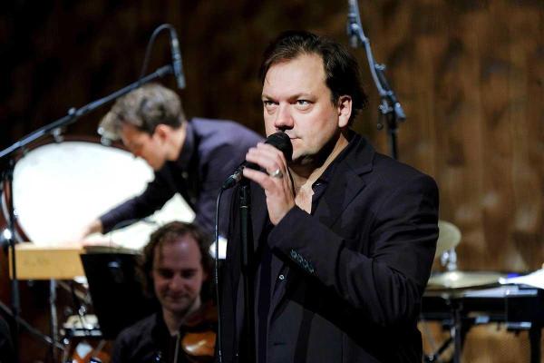 Flexible Spielzeit in der Festhalle beginnt